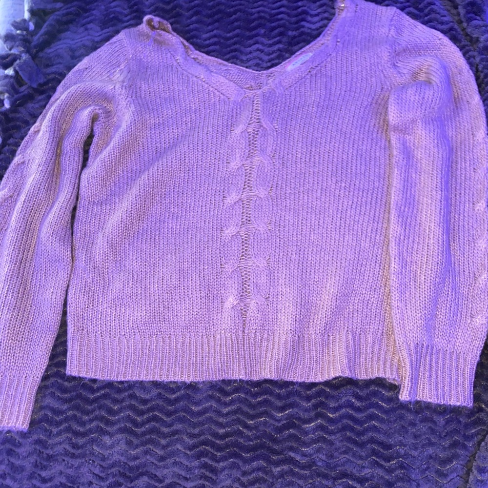 Size M tam sweater, good as new. Slightly off the shoulders cut with V neck.